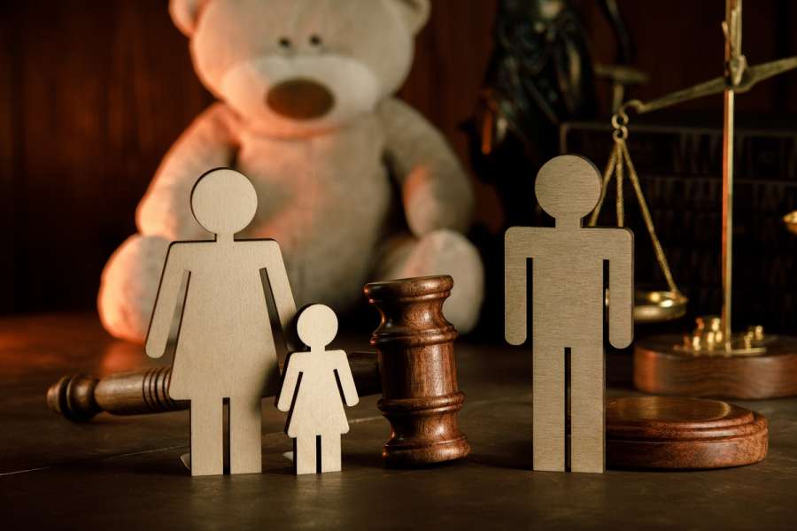 Can a child claim be settled before trial
